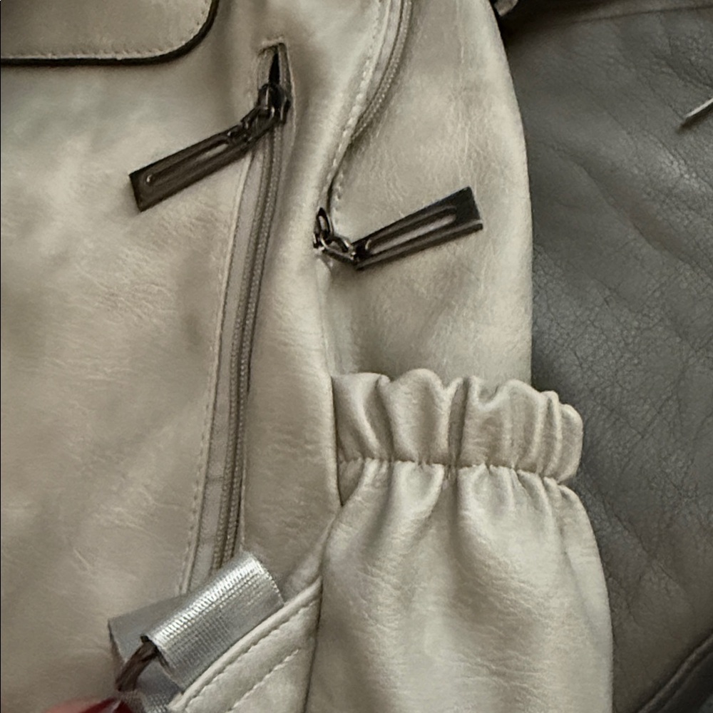 Chic Gray Backpack - image 3